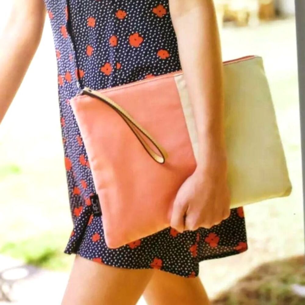 NWT Hamilton Perkins Everyday Pouch Coral Pink & Ivory Colorblock Wristlet Bag